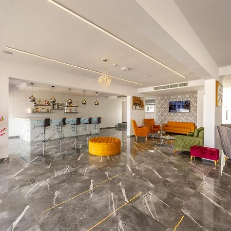 Milea Hotel Ajía Nápa Kültér fotó