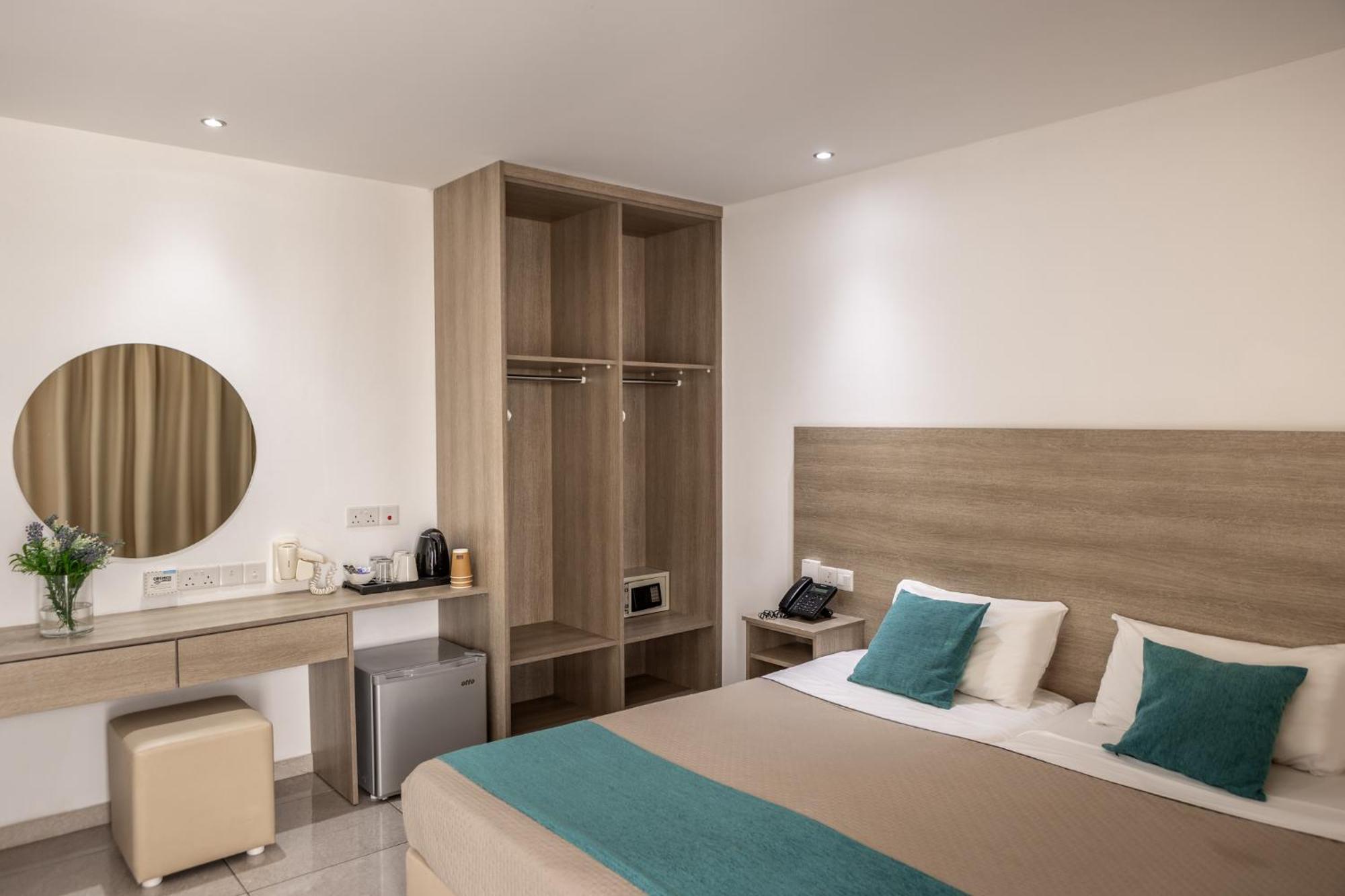 Milea Hotel Ajía Nápa Szoba fotó
