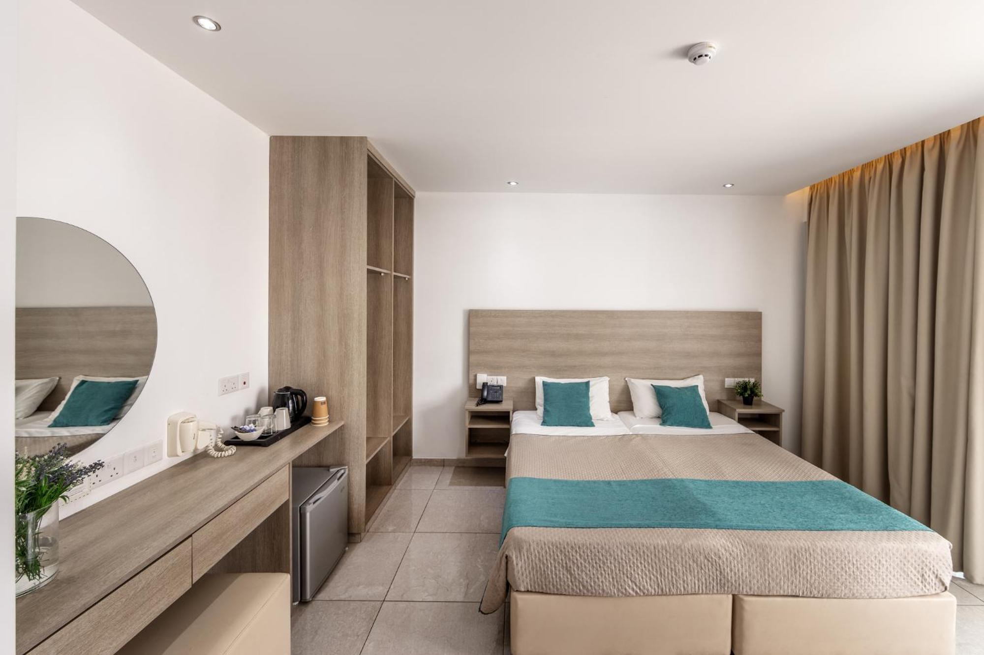 Milea Hotel Ajía Nápa Szoba fotó