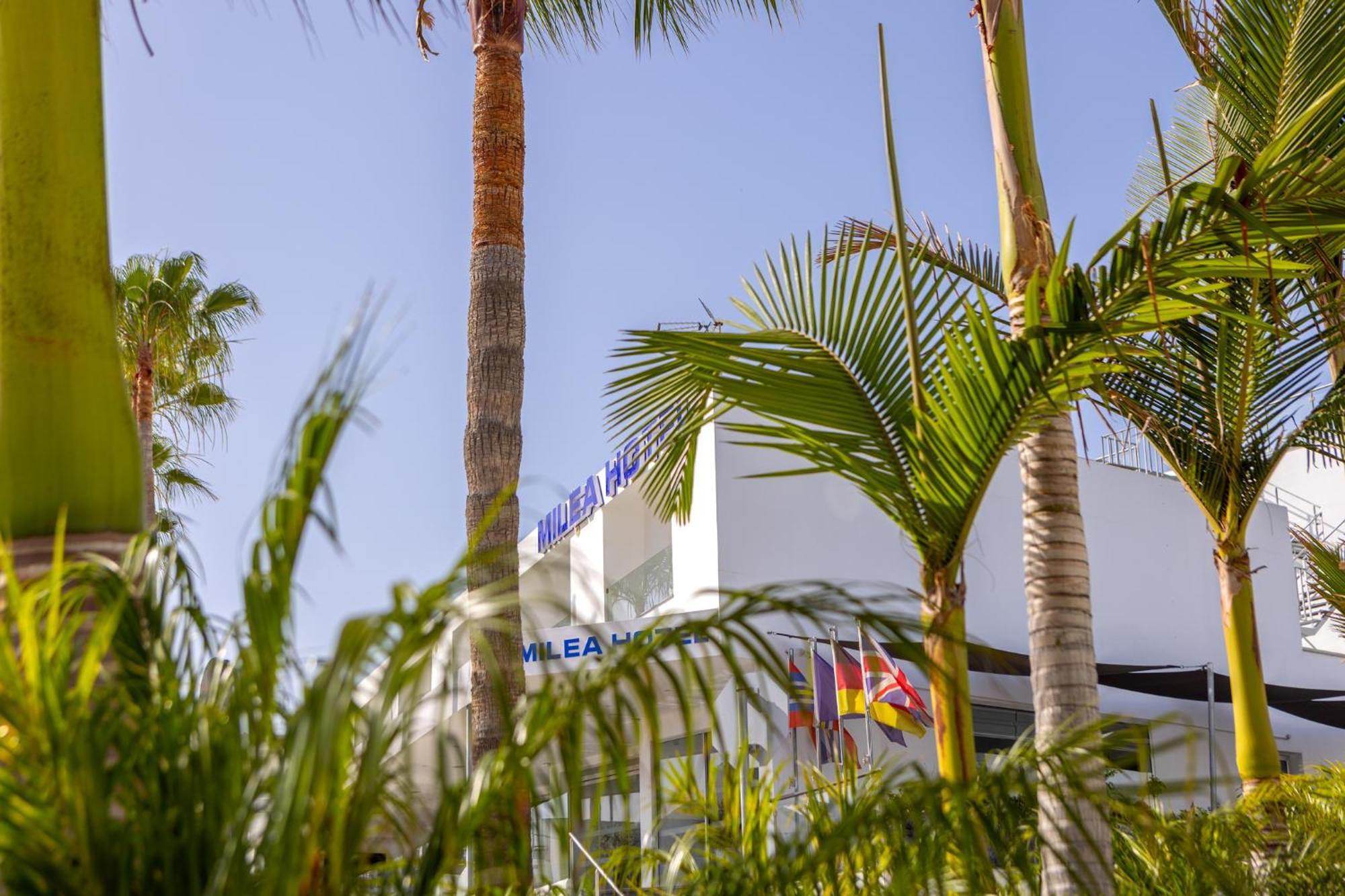 Milea Hotel Ajía Nápa Kültér fotó