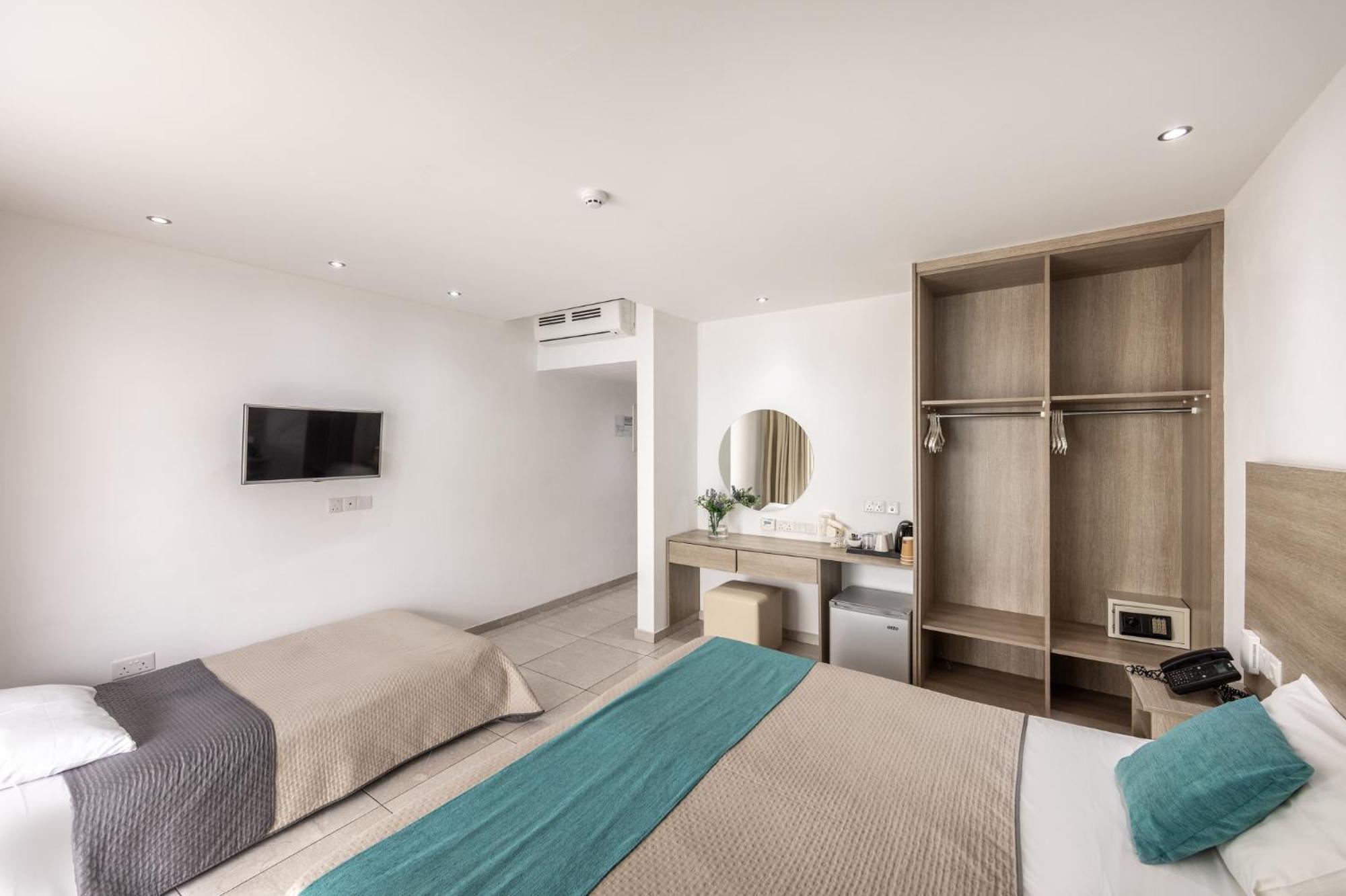 Milea Hotel Ajía Nápa Szoba fotó