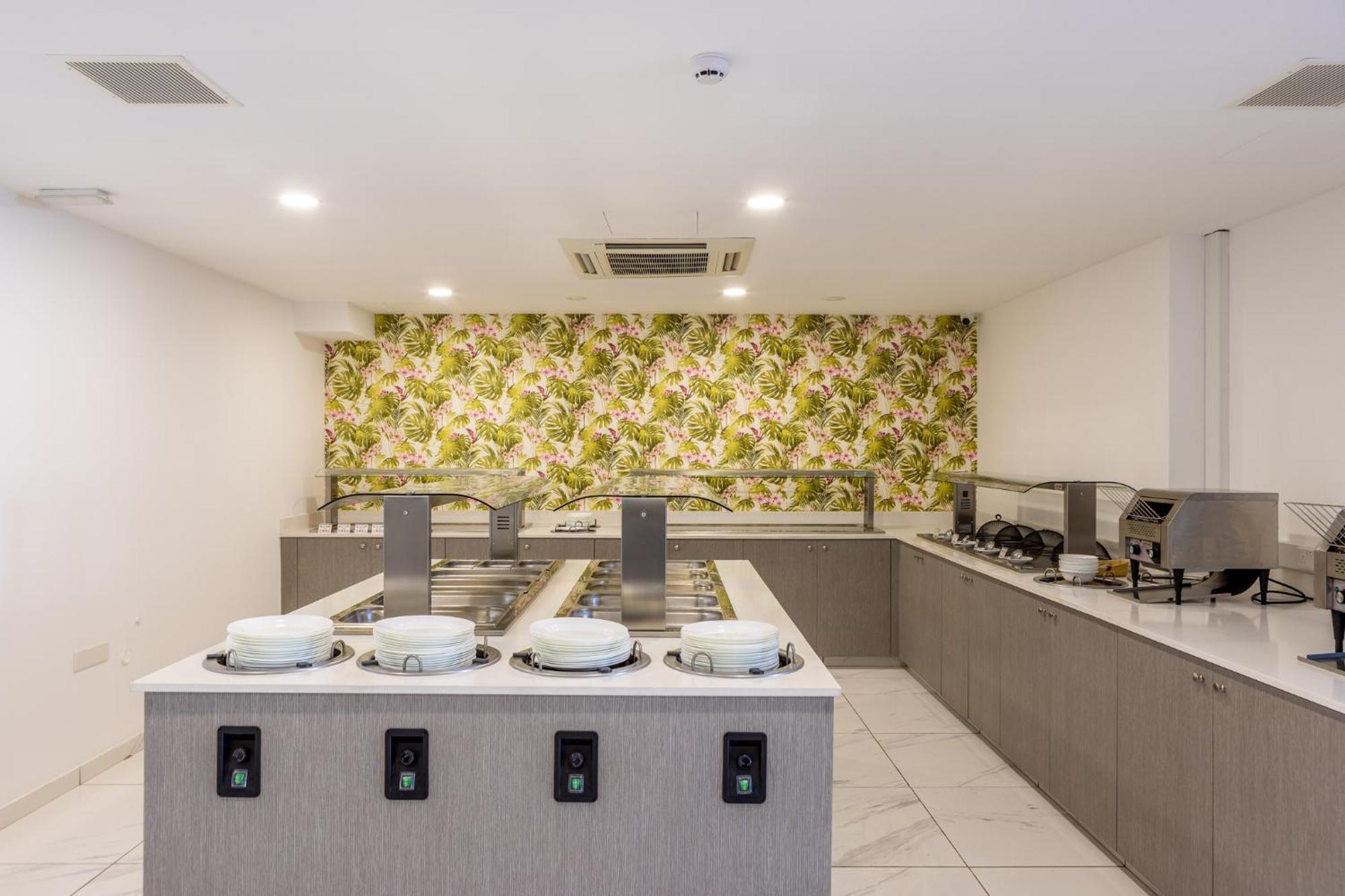 Milea Hotel Ajía Nápa Kültér fotó